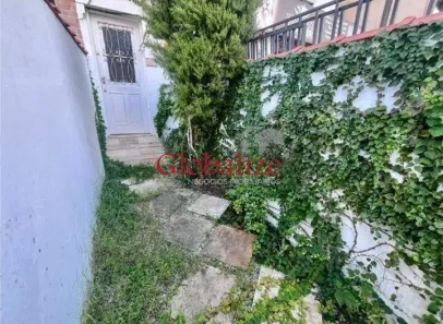 Sobrado com 2 Quartos à venda, 75m² no Boqueirão, Santos