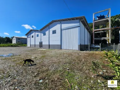 Galpão/Depósito/Armazém para alugar, 700m² no Porto Grande, Araquari