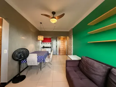 Apartamento com 2 Quartos para alugar, 79m² no Batista Campos, Belém