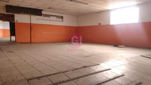 Ponto Comercial à venda, 616m² no São João, Jacareí