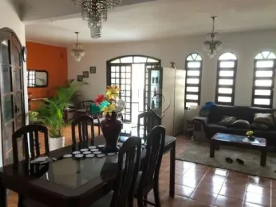 Sobrado com 3 Quartos à venda, 270m² no Parque Rodrigues Alves, São Paulo