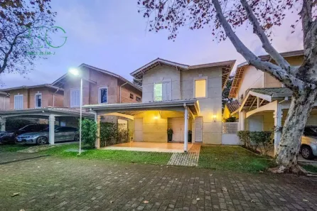 Casa de Condomínio com 3 Quartos à venda, 209m² no Jardim Passárgada I, Cotia