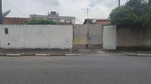 Casa com 2 Quartos à venda, 110m² no Conjunto Habitacional Terra dos Ipês I (Sul), Pindamonhangaba