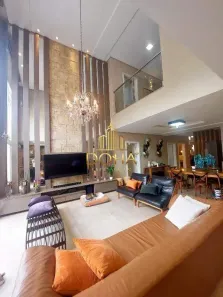 Sobrado com 4 Quartos à venda, 343m² no FAG, Cascavel