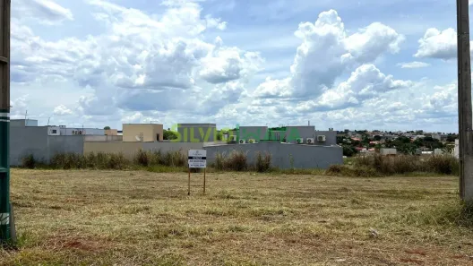 Lote/Terreno à venda, 371m² no Jardim Grecia, Porto Rico