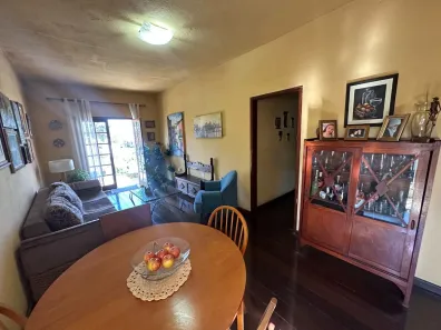 Apartamento com 3 Quartos para alugar, 120m² no Jardim Amália, Volta Redonda