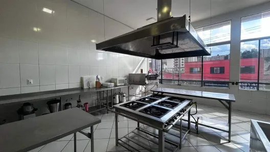 Ponto Comercial para alugar, 150m² no Vila Vianelo, Jundiaí