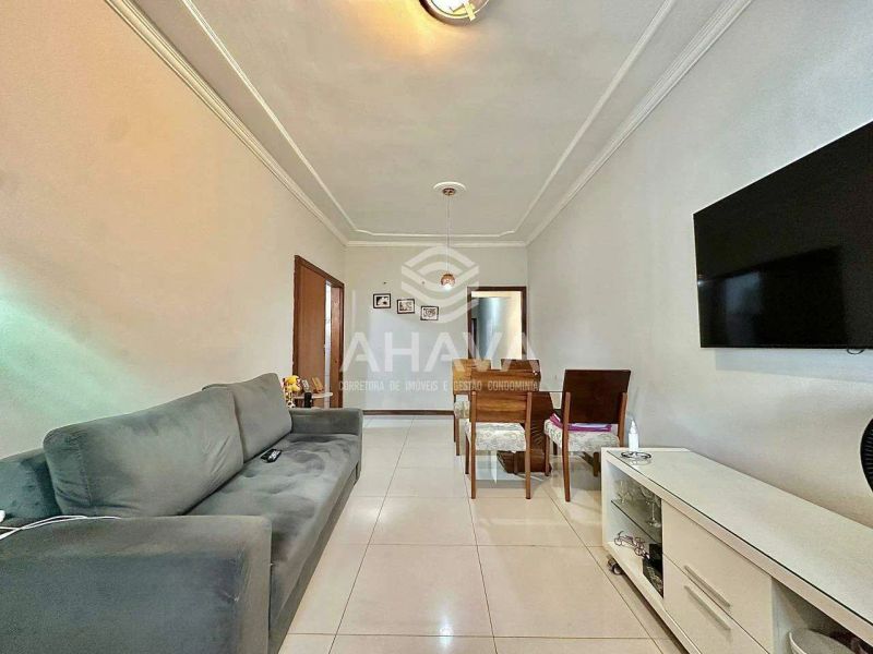 Casa com 3 quartos — Planalto, Belo Horizonte