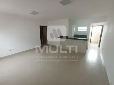 Apartamento com 2 Quartos para alugar, 85m² no Tibery, Uberlândia