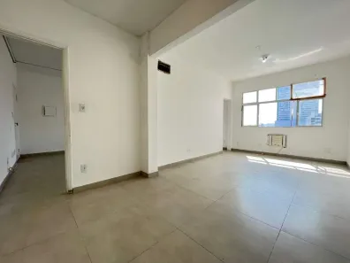 Sala Comercial à venda, 79m² no Centro, São Vicente