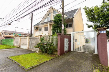 Casa de Condomínio com 3 Quartos à venda, 134m² no Boqueirão, Curitiba