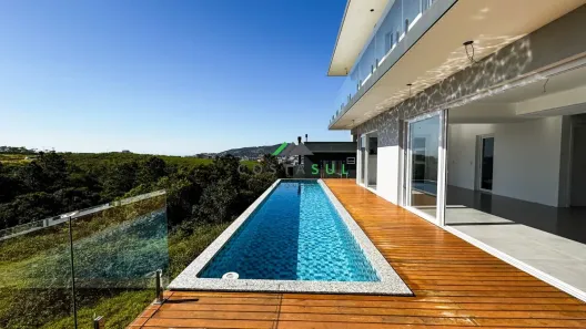Casa com 3 Quartos à venda, 180m² no , Garopaba