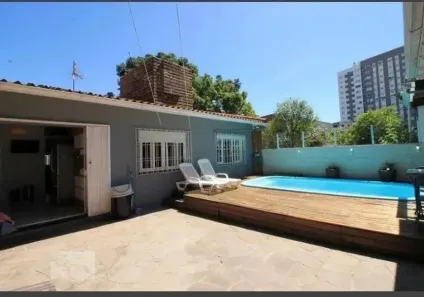 Casa com 3 Quartos à venda, 170m² no São Sebastião, Porto Alegre
