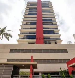 Apartamento com 2 Quartos para alugar, 96m² no Centro, Itajaí