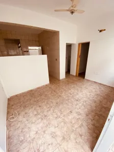 Casa com 2 Quartos para alugar, 70m² no Vila Mathias, Santos