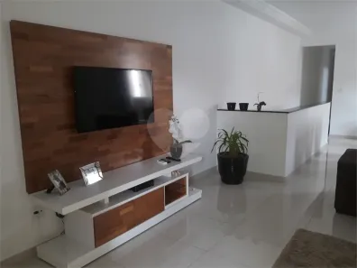Casa com 3 Quartos à venda, 210m² no Campo Grande, Santos