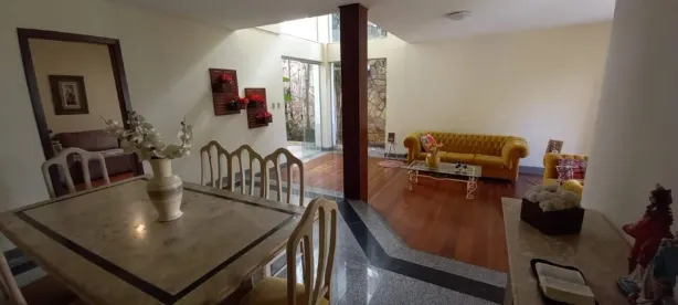 Casa com 4 Quartos à venda, 282m² no Buritis, Belo Horizonte