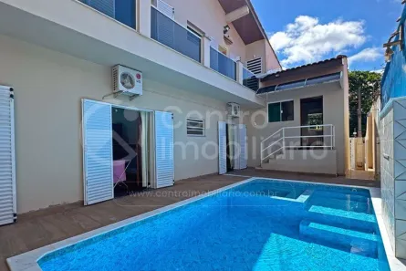 Casa com 4 Quartos à venda, 205m² no Balneario Samburá, Peruíbe