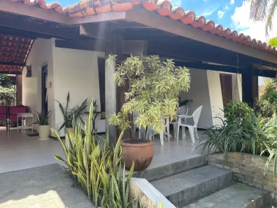 Sobrado com 6 Quartos à venda, 370m² no Pituba, Salvador