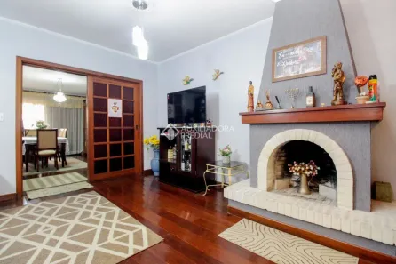 Casa com 4 Quartos à venda, 325m² no Jardim Lindóia, Porto Alegre