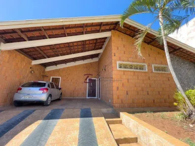 Casa com 3 Quartos à venda, 218m² no Vila Guedes de Azevedo, Bauru