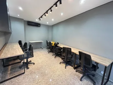 Sala Comercial para alugar, 30m² no Jardim das Acácias, São Paulo