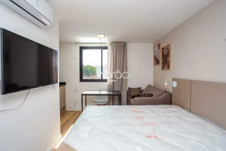Apartamento com 1 Quarto para alugar, 18m² no Prado Velho, Curitiba