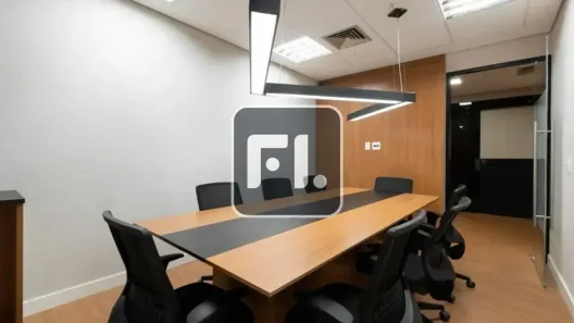 Sala Comercial para alugar, 115m² no Vila Olímpia, São Paulo