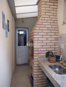 Apartamento com 2 Quartos à venda, 75m² no Novo Mundo, Uberlândia