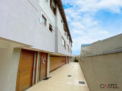 Casa de Condomínio com 3 Quartos para venda ou aluguel, 118m² no Medianeira, Porto Alegre
