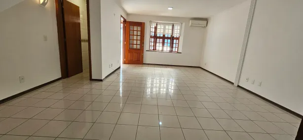 Casa com 3 Quartos à venda, 160m² no Planalto Paulista, São Paulo