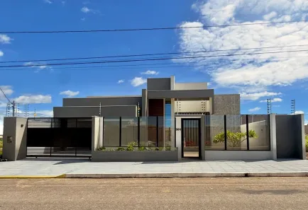 Casa com 3 Quartos à venda, 300m² no Primavera do Leste, Primavera do Leste