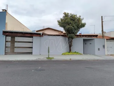 Casa com 2 Quartos para alugar, 67m² no Jardim Santo Antônio, Araraquara