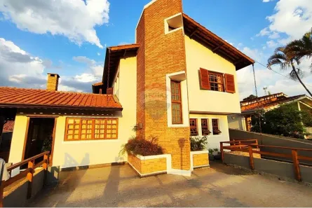 Casa com 4 Quartos para alugar, 350m² no Jardim Paulista, Atibaia