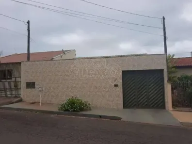 Casa com 2 Quartos à venda, 89m² no Jardim Maria do Carmo, Londrina