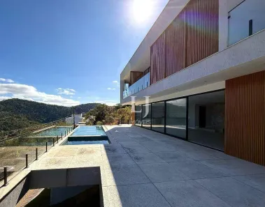 Casa de Condomínio com 4 Quartos à venda, 380m² no Itaipava, Petrópolis