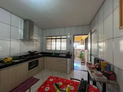 Casa com 2 Quartos à venda, 230m² no Centro, Anápolis