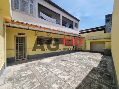  com 2 Quartos para alugar, 90m² no Jardim Sulacap, Rio de Janeiro