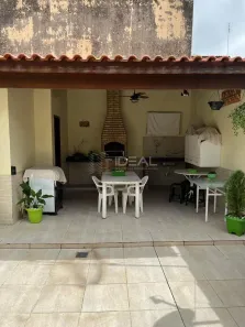 Casa com 3 Quartos à venda, 160m² no Parque Aurora, Campos dos Goytacazes