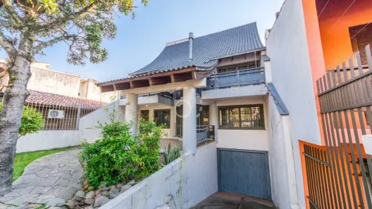 Casa com 4 Quartos à venda, 500m² no Vila Assunção, Porto Alegre