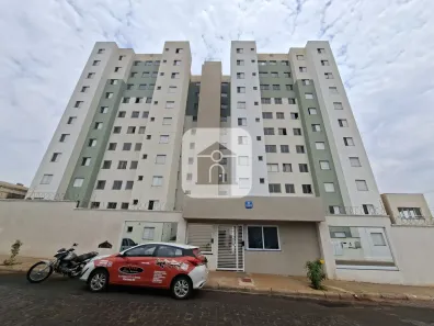 Apartamento com 2 Quartos para alugar, 52m² no Marta Helena, Uberlândia