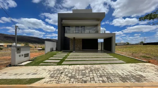 Casa de Condomínio com 4 Quartos à venda, 214m² no Residencial Terras Alphaville, Montes Claros