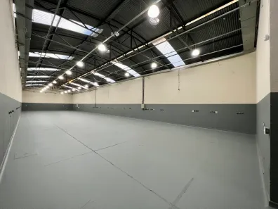 Galpão/Depósito/Armazém para alugar, 500m² no Vila Independência, São Paulo