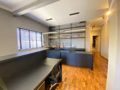 Imóvel Comercial com 3 Quartos para alugar, 300m² no Boa Vista, Londrina