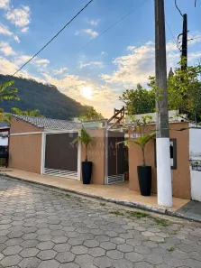 Casa de Condomínio com 2 Quartos à venda, 154m² no Massaguaçu, Caraguatatuba
