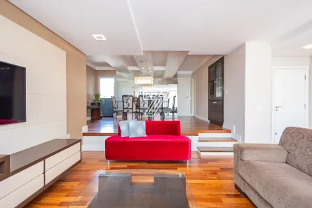 Apartamento com 3 Quartos à venda, 181m² no Água Verde, Curitiba