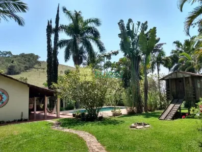 Fazenda/Sítio com 3 Quartos à venda, 234m² no Freitas, São José dos Campos