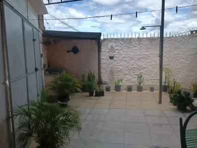 Casa com 2 Quartos à venda, 100m² no Vila São João, São João de Meriti