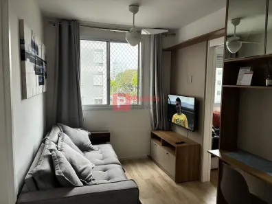 Apartamento com 2 Quartos para alugar, 34m² no Santo Amaro, São Paulo