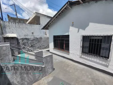 Casa com 4 Quartos à venda, 184m² no Vila Palmares, Santo André
